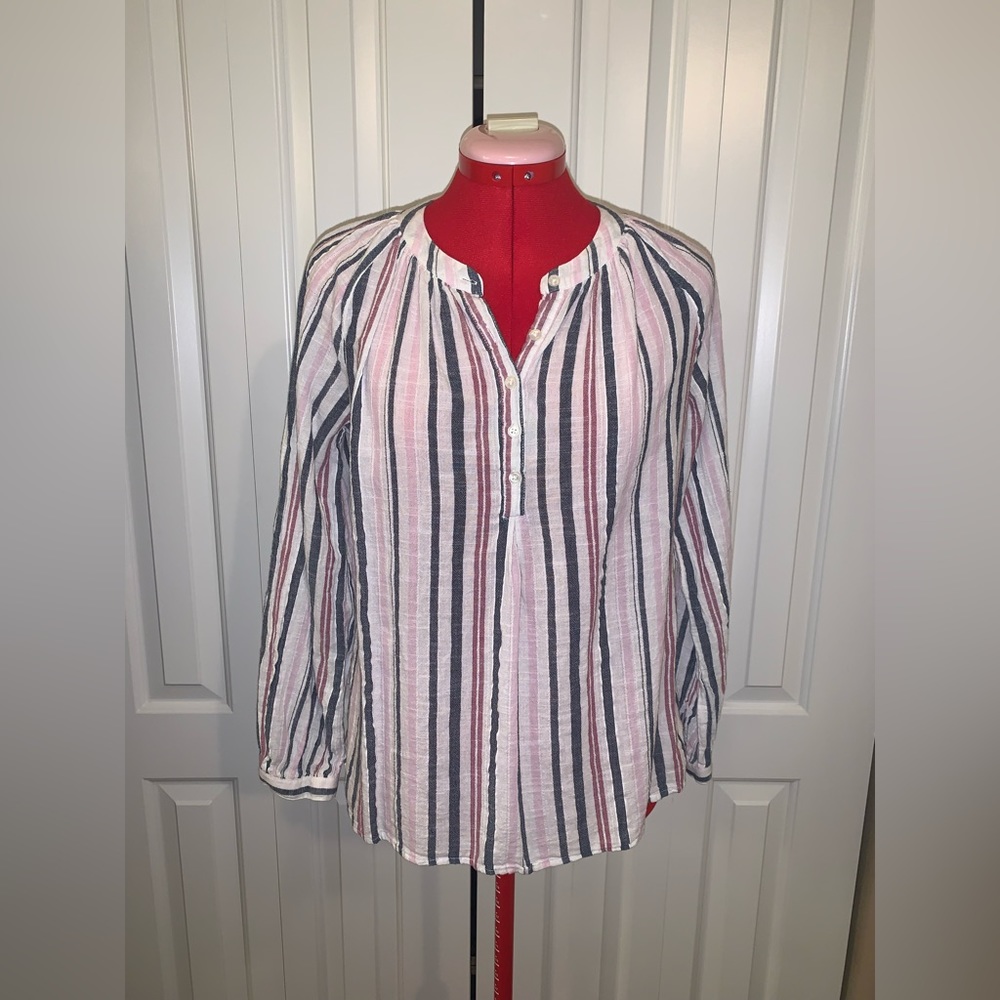 Time and Tru Blouse